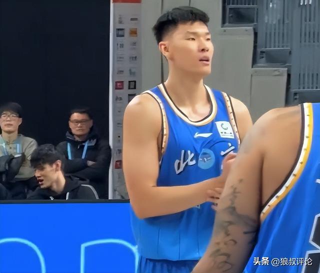 九游游戏-范子铭：今天开赛前压力挺大 第四节拼抢篮板球更多是本能反应